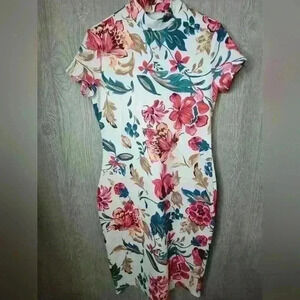 Shein dress white with floral pattern. Size large.